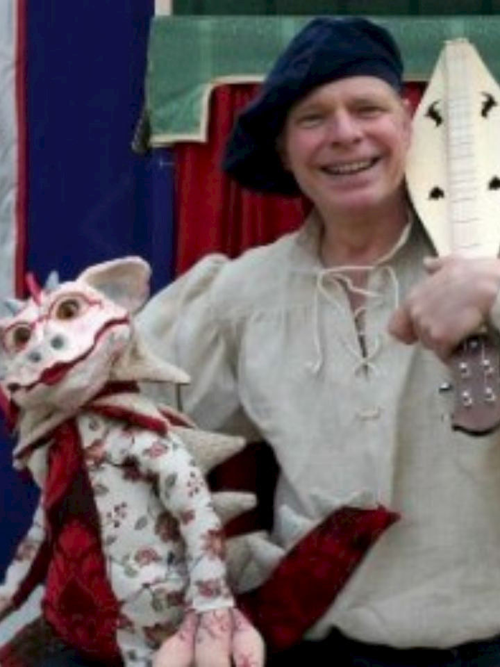 Ritterhelmpflicht für kleine Drachen