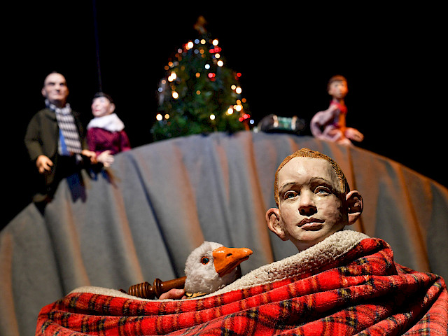 Szenenfoto: Die Weihnachtsgans Auguste jetzt bei Theater SalzstreuNer