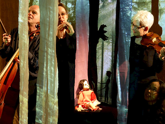 Szenenfoto: Der Zauberwald