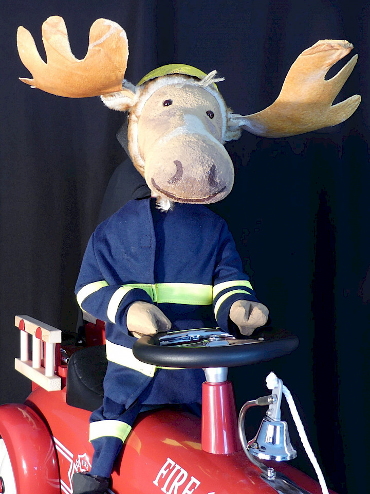 Finn, der Feuerwehrelch