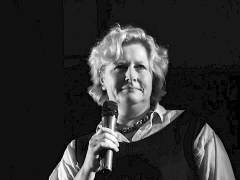 Sybille Hirzel die Leiterin des Internationalen Schattentheater Festivals in Schwäbisch Gmünd verstorben