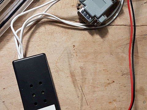 Schwarzlichtröhren mit Trafos