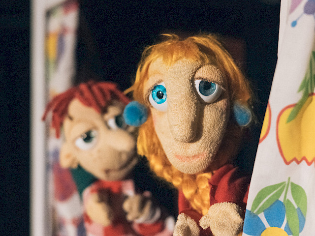 Szenenfoto: Kasperle rettet die Schneeflocke