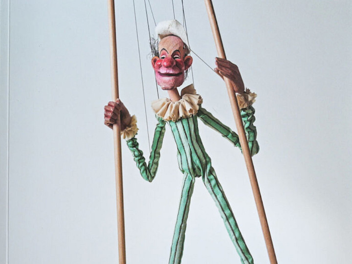 GESCHNITZT ・ GEFORMT ・ GESTALTET