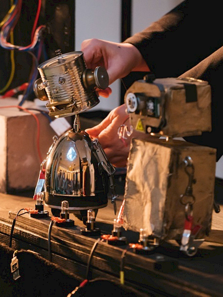 Strom - Eine Robotergeschichte